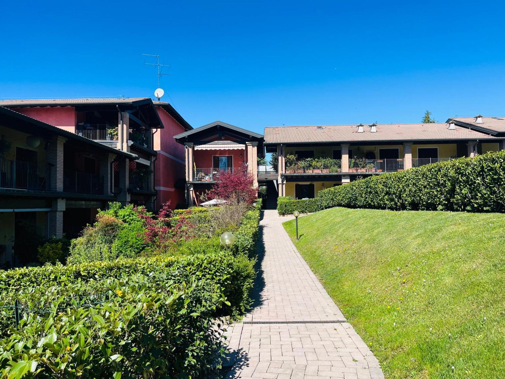 Al Cascinale Peschiera Del Garda Apartment Exterior photo
